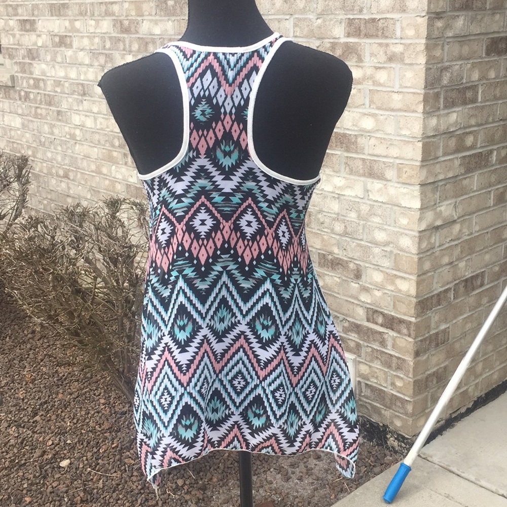 Aztec Pattern Tank - Picture 3 of 3